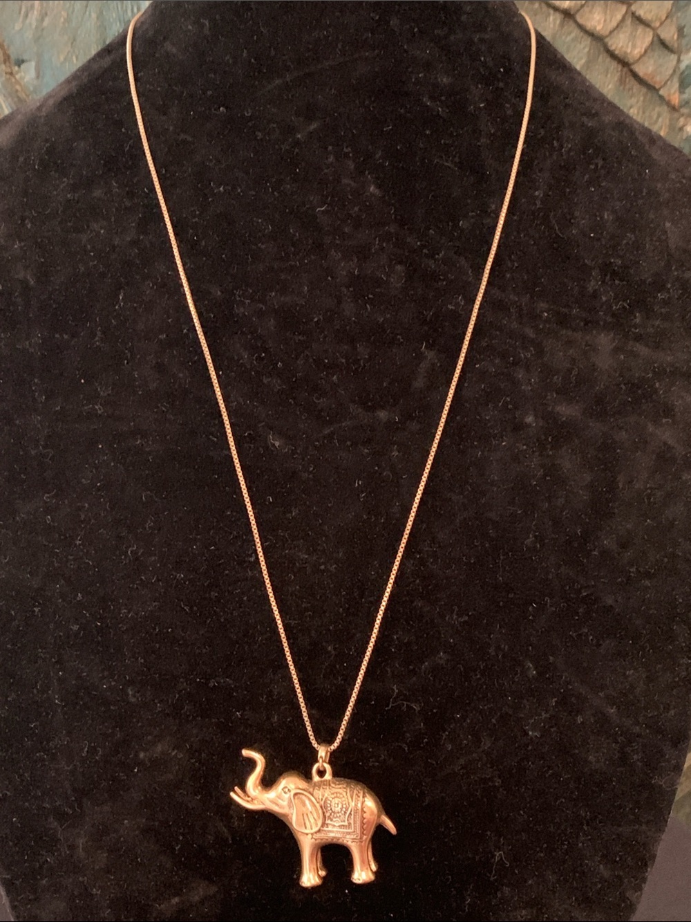 Lucky Brand Elephant Charm Gold Neclace